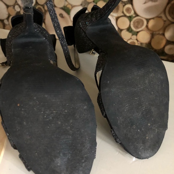 Steve Madden Luxe Black shimmer heels with bow - Picture 5 of 5